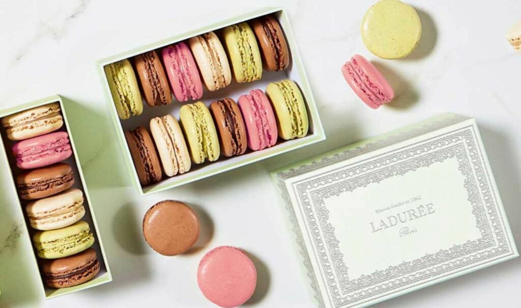 Image via VegNews at https://vegnews.com/2020/3/158-year-old-french-pastry-chain-laduree-launches-vegan-macarons-in-paris